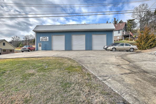 426 Asheville Hwy, Greeneville, TN 37743